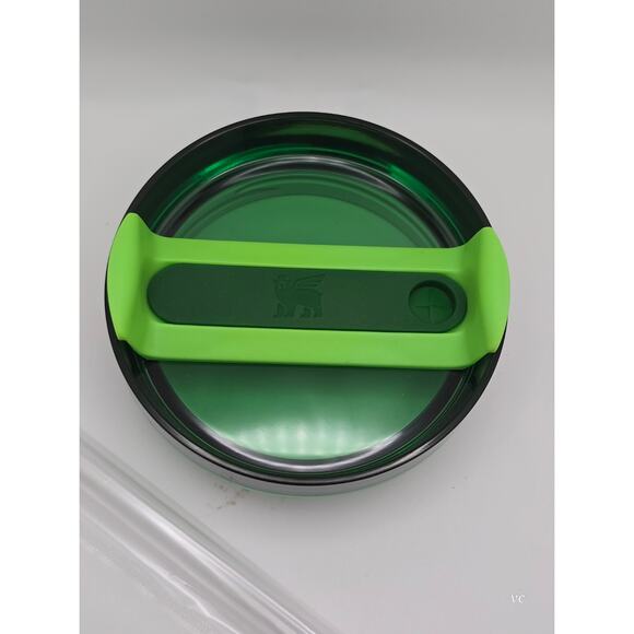 Gucci x Stanley 40oz Tumbler Green/Gold Limited Edition w/ Straw - Picture 5 of 5